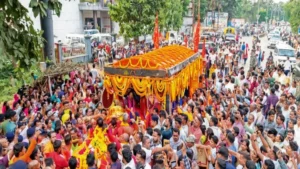 बस्तर दशहरा 2026 में दंतेवाड़ा से जगदलपुर रवाना हुई मां दंतेश्वरी की डोली