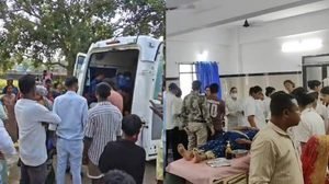 धमतरी के भटगांव आईटीआई के पास श्रद्धालुओं की पिकअप दुर्घटना