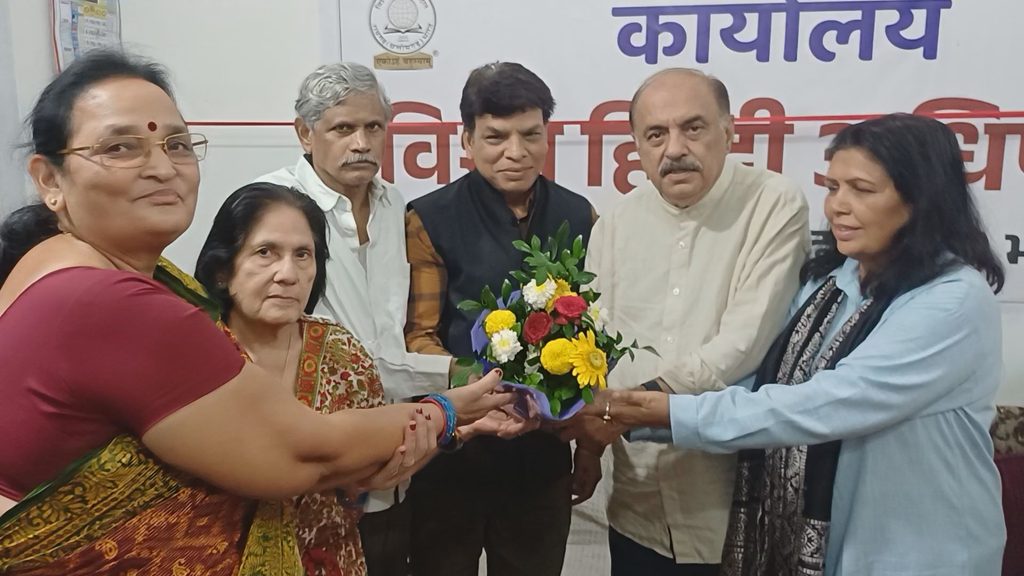 रायगढ़ में पद्मश्री मुकुटधर पांडेय की स्मृति में अंतरराष्ट्रीय संगोष्ठी