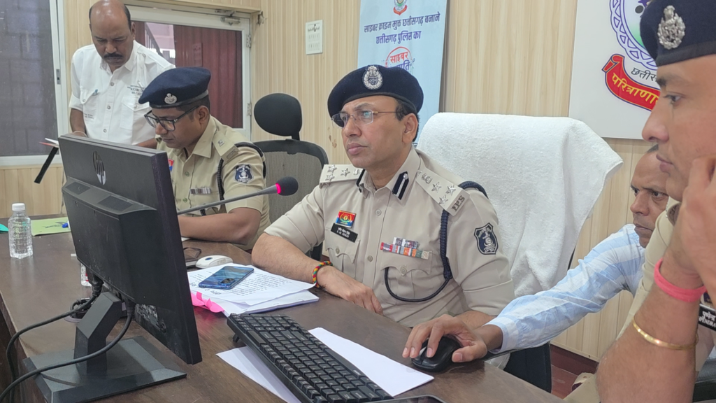 रायगढ़ में नवरात्रि और दशहरा के दौरान दुर्गा पंडालों की सुरक्षा को लेकर पुलिस की तैयारी