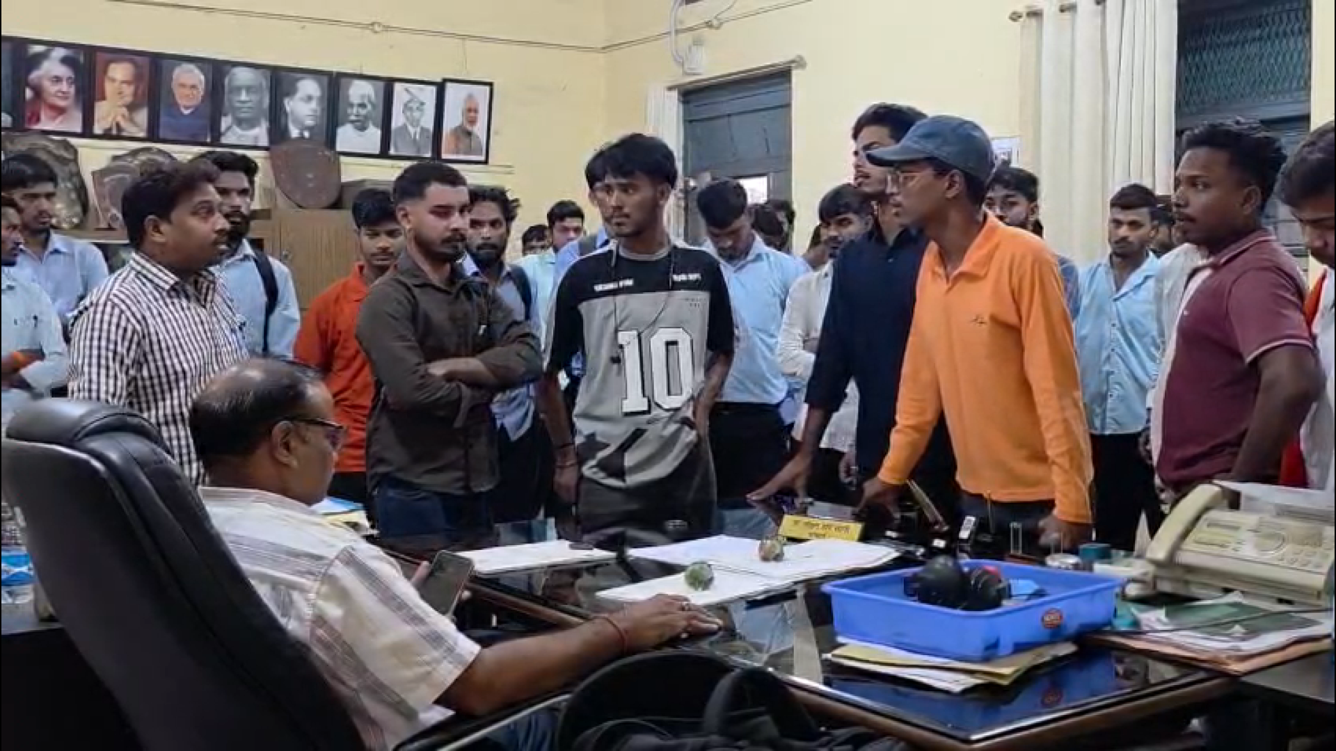 रायगढ़ पॉलिटेक्निक हॉस्टल की बदहाल व्यवस्था को लेकर ABVP का प्रदर्शन