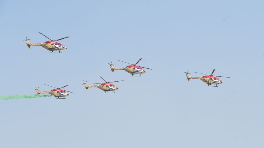छत्तीसगढ़ राज्योत्सव 2026 में सारंग हेलीकॉप्टर शो और सांस्कृतिक कार्यक्रम