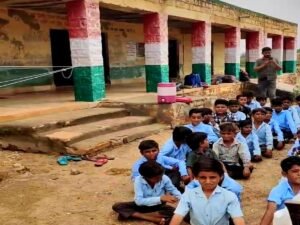 छत्तीसगढ़ में सरकारी शिक्षक भर्ती को लेकर उठे सवाल और शिक्षकों की संख्या के आंकड़े